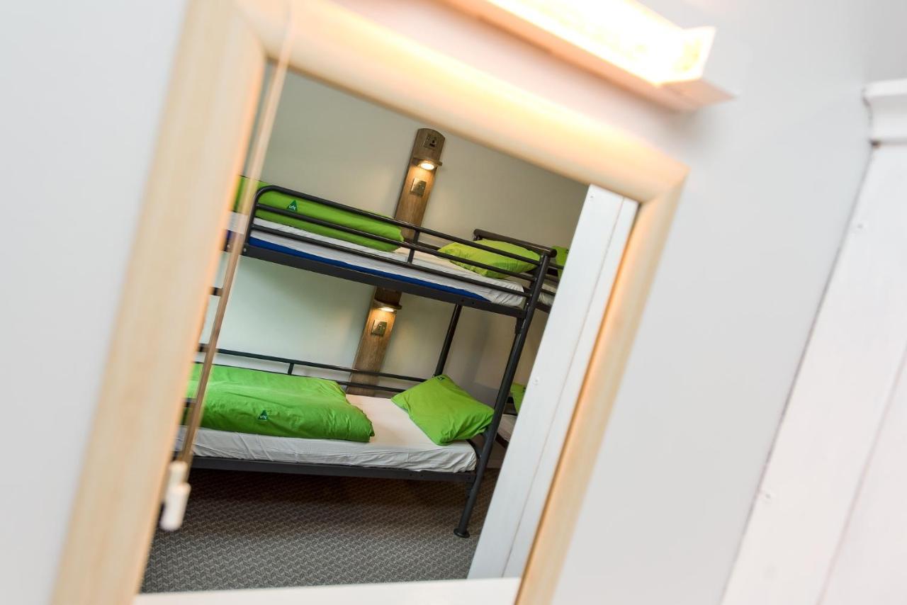 Yha Boswinger Hostel Exterior photo